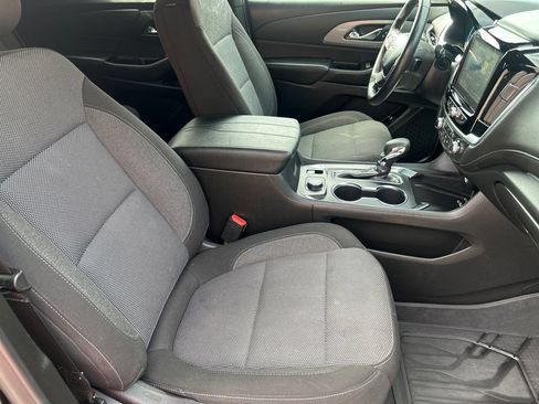 Used 2024 Chevrolet Traverse LT FWD image 14