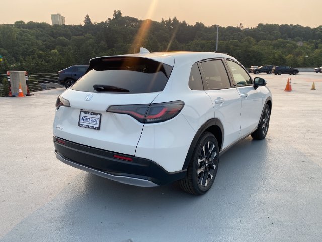 New 2027 Honda HR-V EX-L image 11