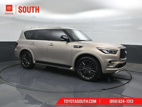 Used 2024 INFINITI QX80 Sensory AWD/4WD image 1