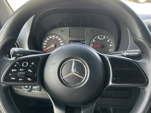 Used 2023 Mercedes-Benz Sprinter 2500 image 15