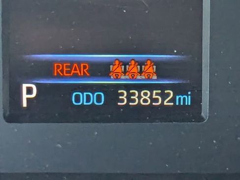 Used 2023 Toyota Tundra Limited image 32