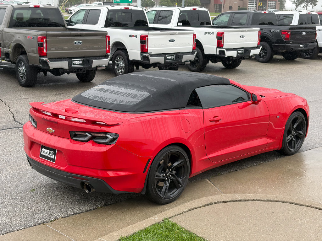 Used 2023 Chevrolet Camaro LT RWD image 7