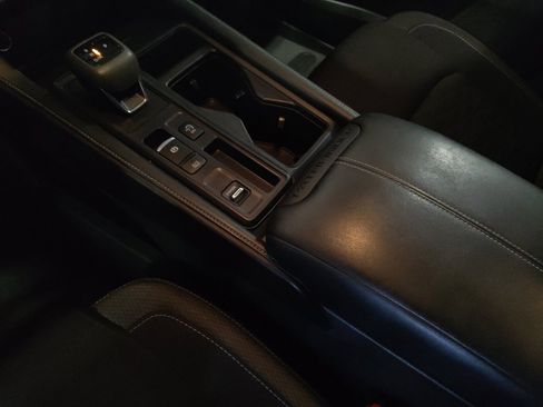 Used 2023 Nissan Pathfinder S FWD image 26
