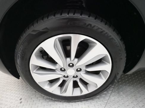 Used 2018 Buick Encore Preferred AWD/4WD image 24