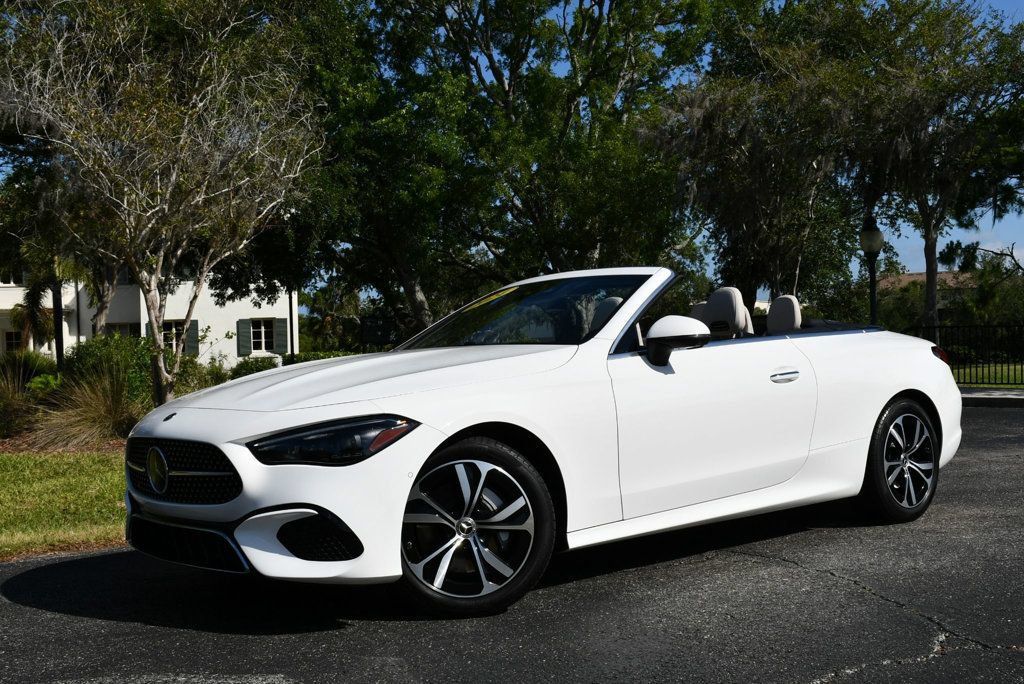 Used 2024 Mercedes-Benz CLE 300 4MATIC Cabriolet w/ Driver Assistance Package image 21