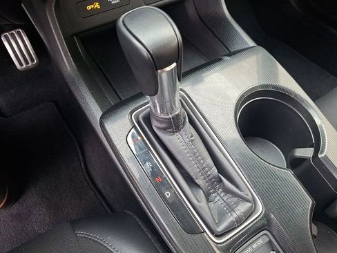 Used 2023 Honda Civic Sport image 14