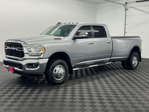 Used 2020 RAM 3500 Big Horn w/ Level 1 Equipment Group image 1