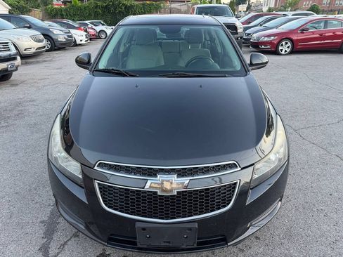 Used 2014 Chevrolet Cruze LT FWD image 3