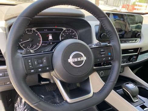 Certified 2023 Nissan Rogue SL w/ SL Premium Package AWD/4WD image 12
