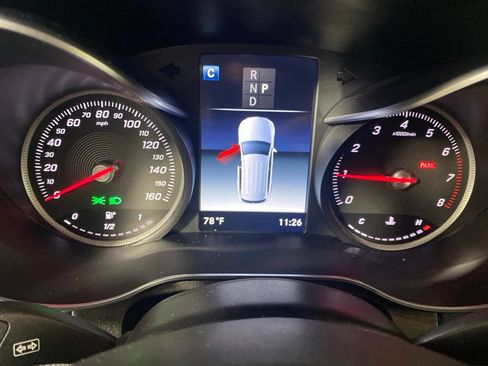Used 2019 Mercedes-Benz GLC 300 4MATIC image 18