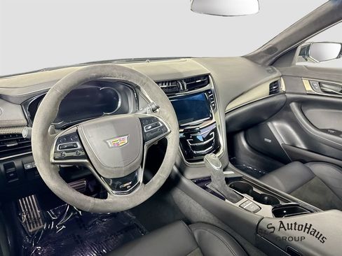Used 2016 Cadillac CTS V w/ Luxury Package RWD image 30