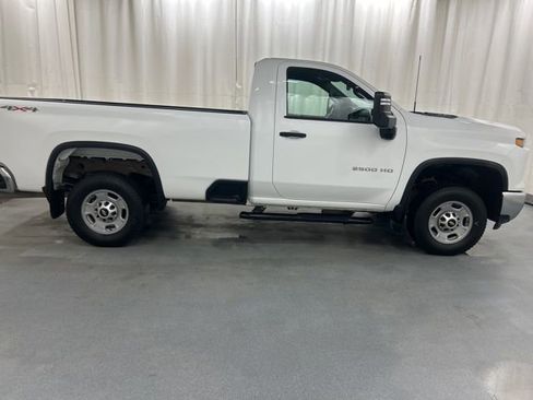 Used 2025 Chevrolet Silverado 2500 W/T w/ WT Convenience Package image 6