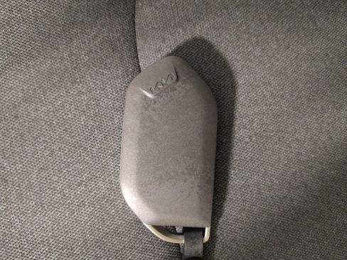 Used 2025 Kia K4 FWD image 32