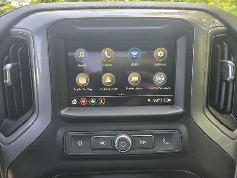 Used 2019 Chevrolet Silverado 1500 Custom Trail Boss w/ Custom Convenience Package AWD/4WD image 17