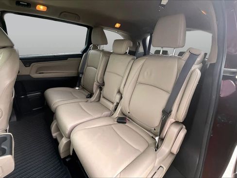 Used 2018 Honda Odyssey EX-L image 18
