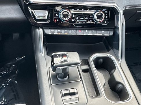 Used 2023 GMC Sierra 1500 Denali w/ Denali Reserve Package image 15