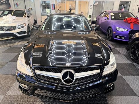 Used 2011 Mercedes-Benz SL 550 image 5