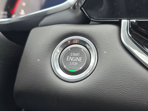 New 2025 GMC Canyon Elevation w/ Convenience Package image 26