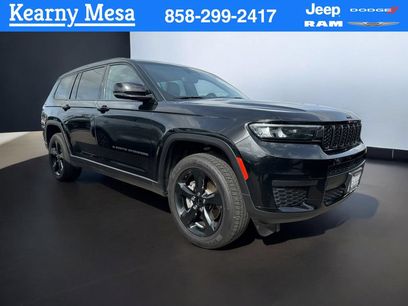 Used 2023 Jeep Grand Cherokee L Laredo