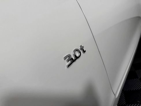 Used 2019 INFINITI Q50 Luxe w/ Essential Package (3.0T Luxe) AWD/4WD image 26