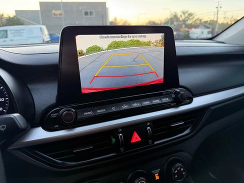 Used 2021 Kia Forte LXS image 25