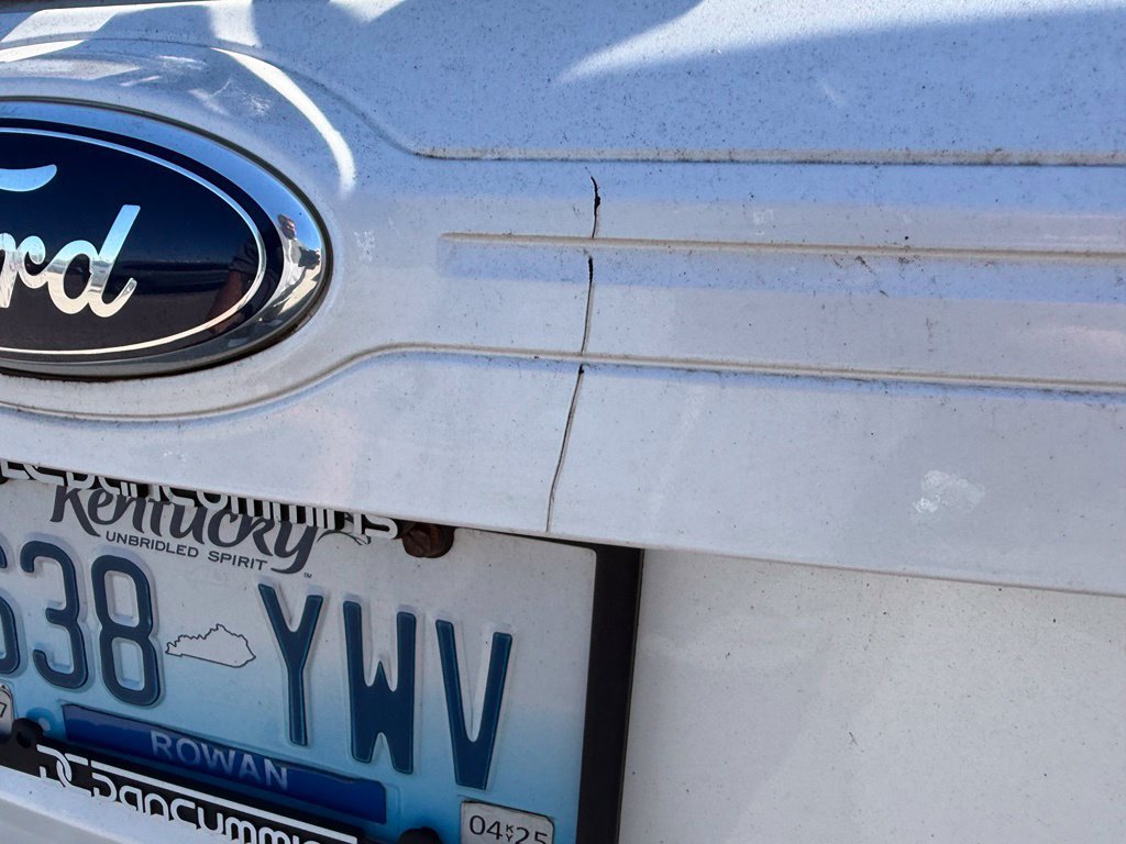 Used 2013 Ford Edge SEL FWD image 17