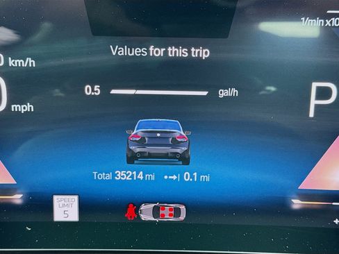 Used 2023 BMW 230i Coupe w/ Convenience Package RWD image 8