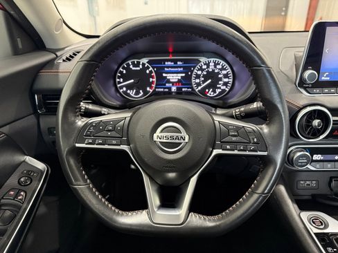 Used 2023 Nissan Sentra SR w/ Electronics Package image 34