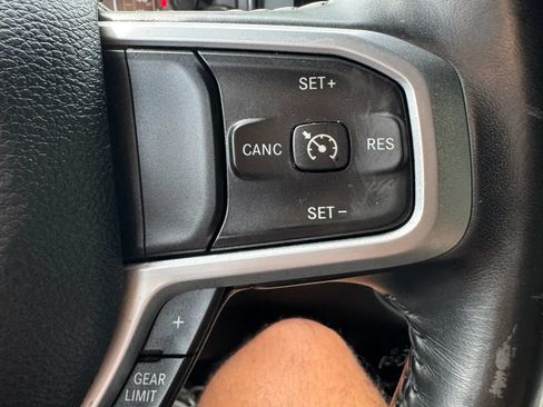 Used 2021 RAM 1500 Big Horn AWD/4WD image 10