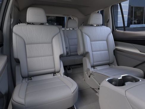 New 2026 Buick Enclave Avenir w/ Super Cruise Package FWD image 17