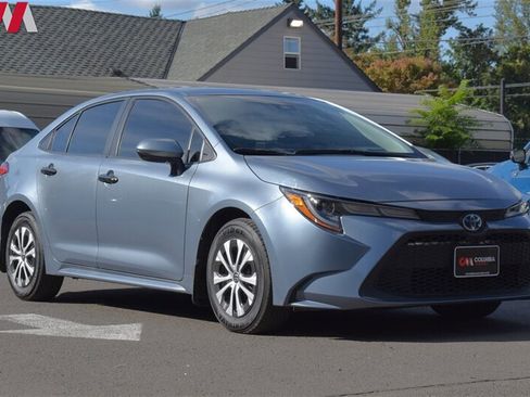 Used 2022 Toyota Corolla LE w/ Premium Interior Package FWD image 1
