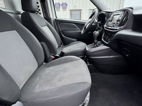 Used 2021 RAM ProMaster City Tradesman image 13