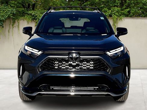 Certified 2025 Toyota RAV4 XSE image 2