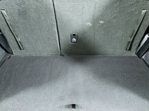 Used 2020 Toyota Highlander Platinum image 34