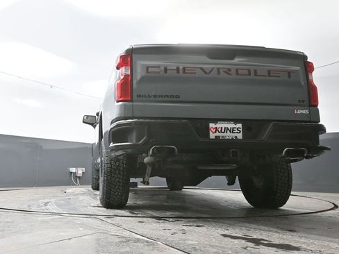 Used 2021 Chevrolet Silverado 1500 LT Trail Boss AWD/4WD image 58