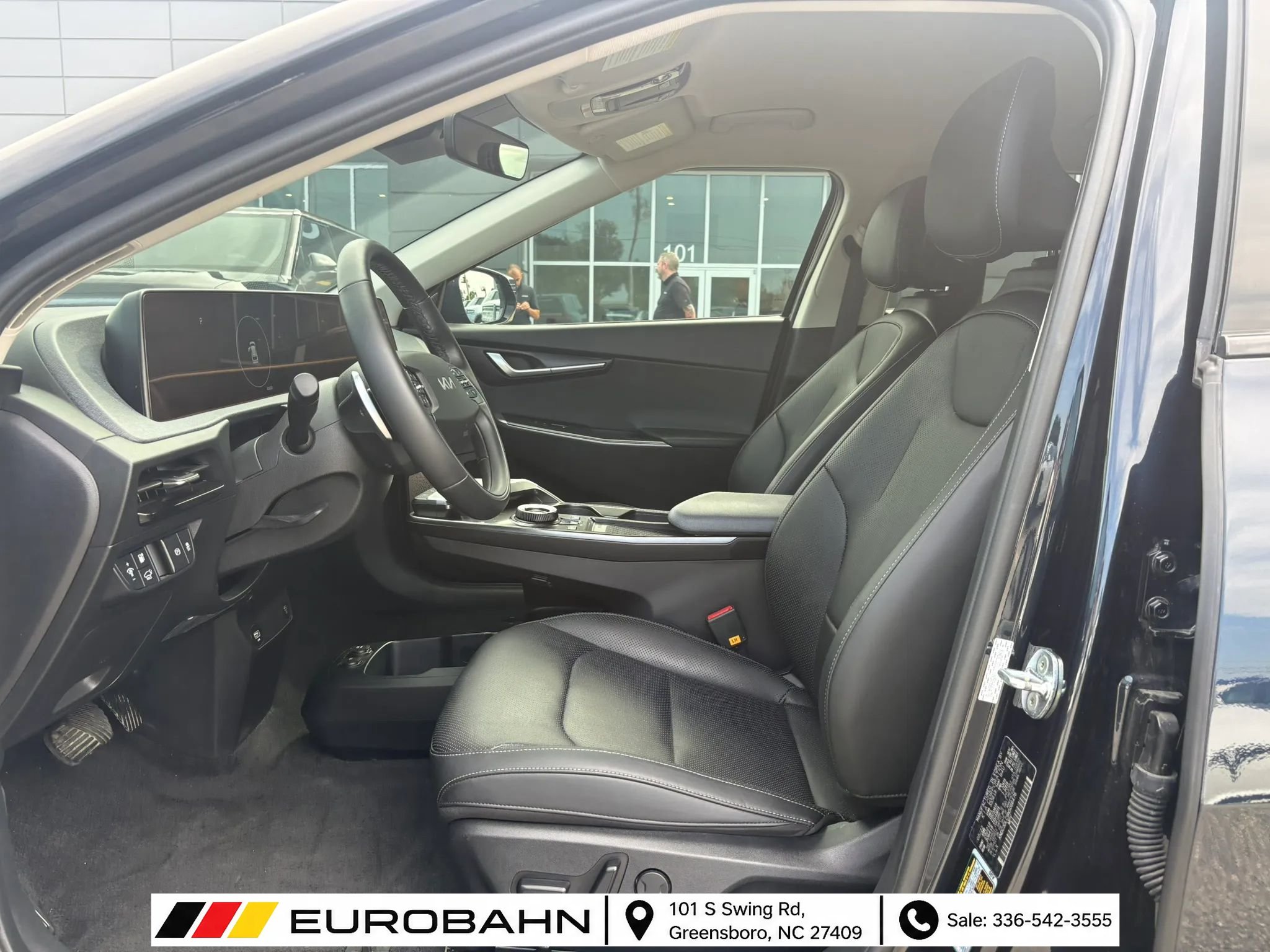 Used 2022 Kia EV6 Wind w/ Wind Technology Package AWD/4WD image 7