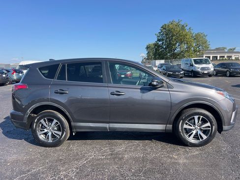 Used 2018 Toyota RAV4 Adventure image 8