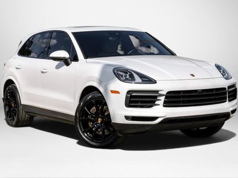 Used 2021 Porsche Cayenne AWD/4WD image 4
