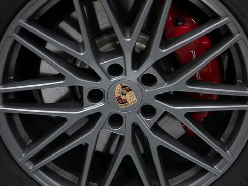 New 2025 Porsche Cayenne GTS image 11