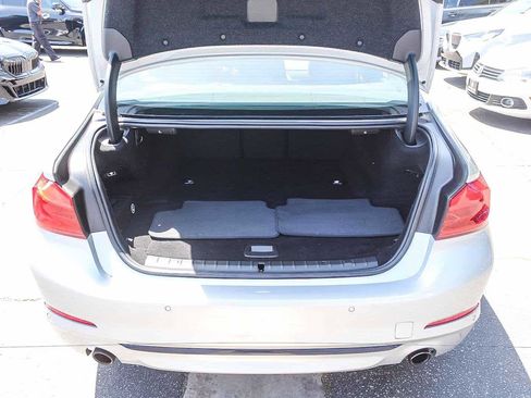Used 2019 BMW 530e w/ Convenience Package RWD image 25
