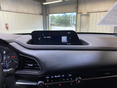 Used 2025 MAZDA CX-30 AWD 2.5 S w/ Preferred Package image 39