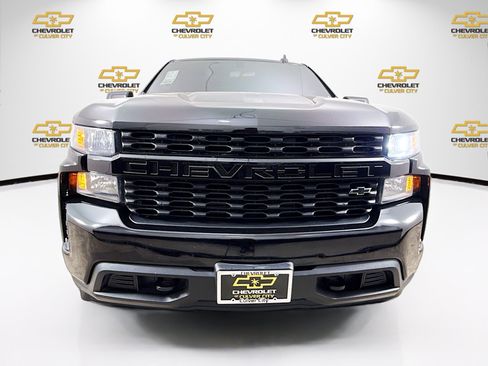 Used 2021 Chevrolet Silverado 1500 Custom w/ Rally Edition RWD image 2