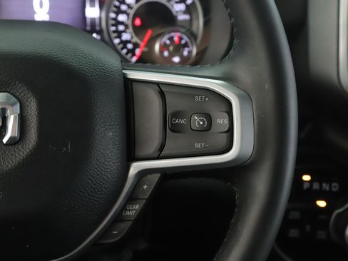Used 2022 RAM 1500 Big Horn AWD/4WD image 9