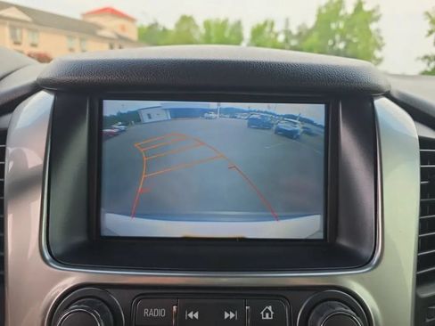 Used 2017 Chevrolet Suburban LT AWD/4WD image 31