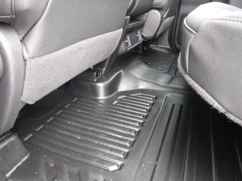 Used 2023 Chevrolet Silverado 2500 W/T w/ WT Fleet Convenience Package image 12