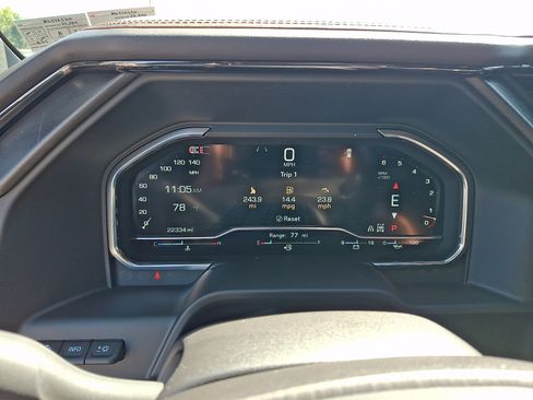 Used 2024 GMC Sierra 1500 AT4 w/ Technology Package AWD/4WD image 22