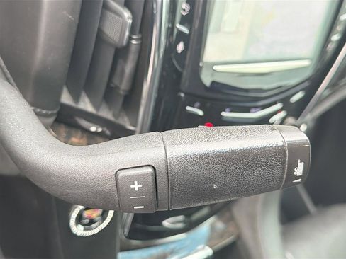 Used 2016 Cadillac Escalade ESV Platinum image 17