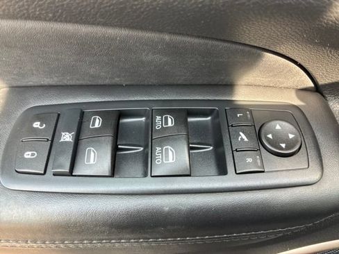 Used 2015 Jeep Grand Cherokee Summit w/ Platinum Series Group AWD/4WD image 17