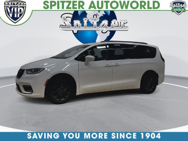 Used 2021 Chrysler Pacifica Touring w/ S Appearance Package FWD image 7