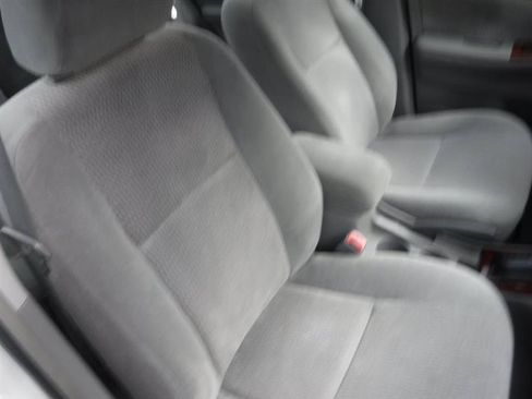 Used 2006 Toyota Corolla LE FWD image 26